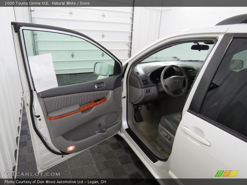 Natural White / Stone 2008 Toyota Sienna XLE