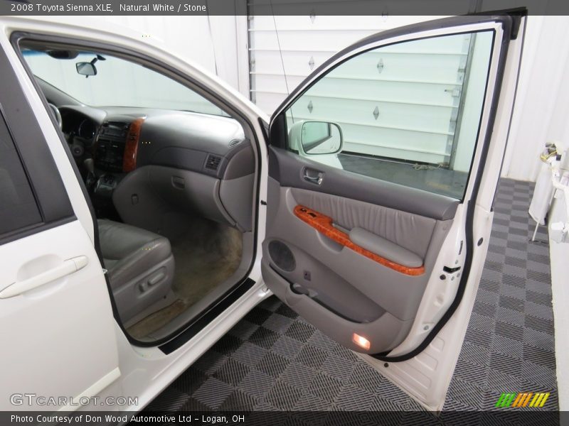 Natural White / Stone 2008 Toyota Sienna XLE