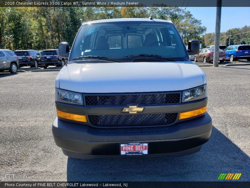 Summit White / Medium Pewter 2018 Chevrolet Express 3500 Cargo WT