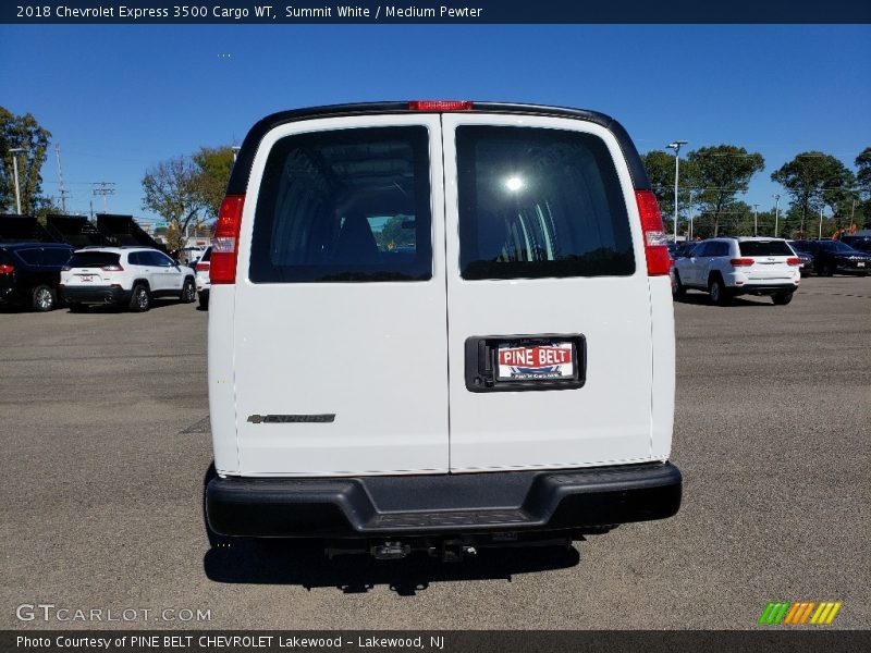 Summit White / Medium Pewter 2018 Chevrolet Express 3500 Cargo WT