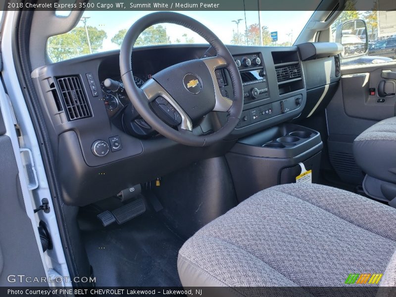 Summit White / Medium Pewter 2018 Chevrolet Express 3500 Cargo WT
