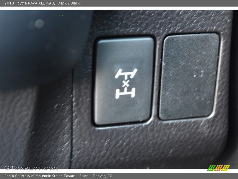 Black / Black 2018 Toyota RAV4 XLE AWD