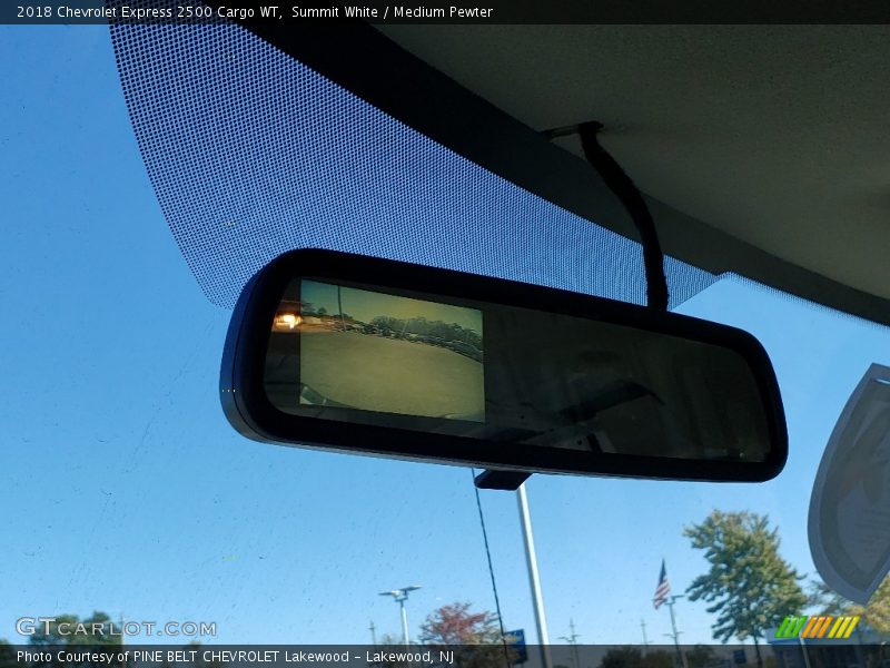 Summit White / Medium Pewter 2018 Chevrolet Express 2500 Cargo WT
