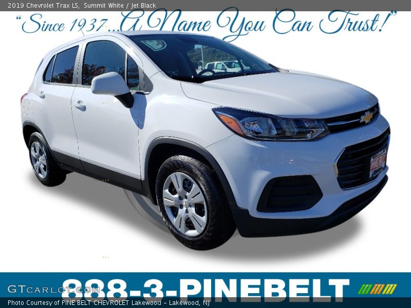 Summit White / Jet Black 2019 Chevrolet Trax LS