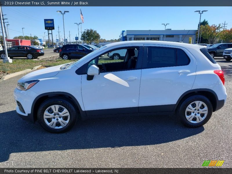 Summit White / Jet Black 2019 Chevrolet Trax LS