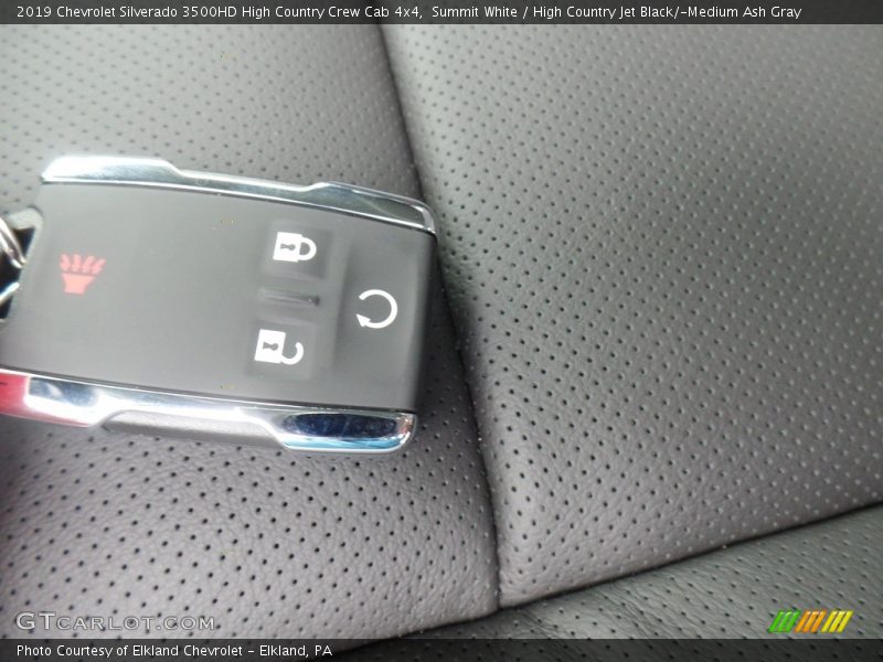 Summit White / High Country Jet Black/­Medium Ash Gray 2019 Chevrolet Silverado 3500HD High Country Crew Cab 4x4