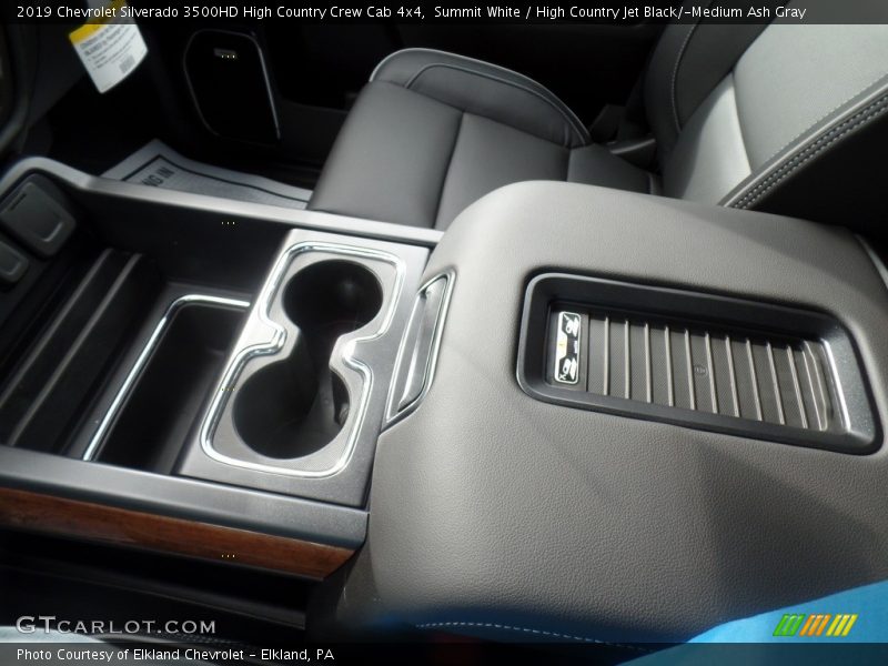 Summit White / High Country Jet Black/­Medium Ash Gray 2019 Chevrolet Silverado 3500HD High Country Crew Cab 4x4