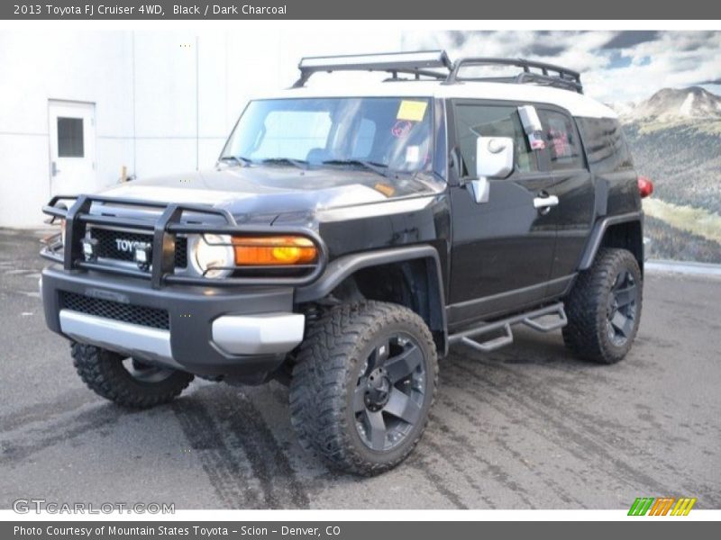 Black / Dark Charcoal 2013 Toyota FJ Cruiser 4WD