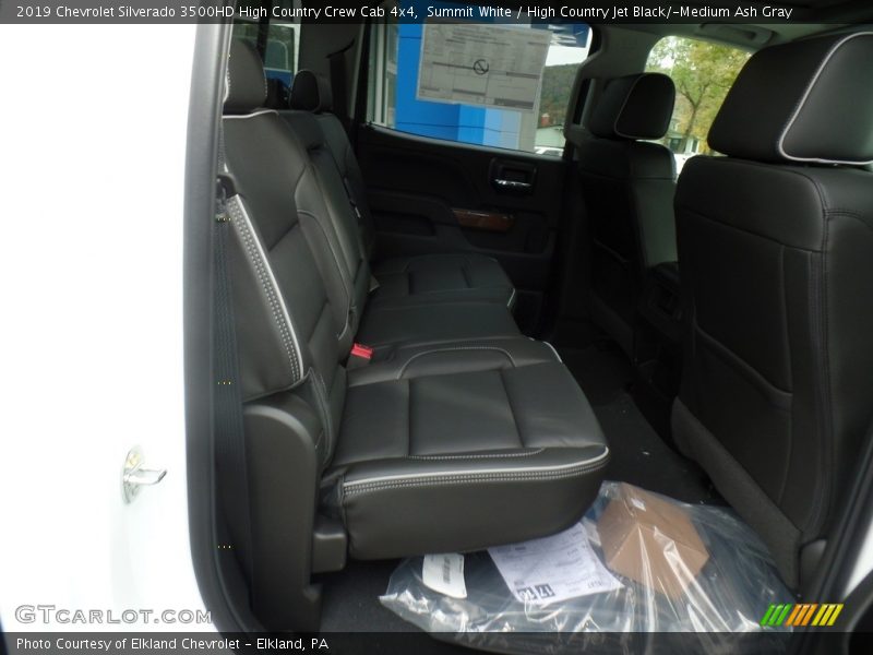 Summit White / High Country Jet Black/­Medium Ash Gray 2019 Chevrolet Silverado 3500HD High Country Crew Cab 4x4