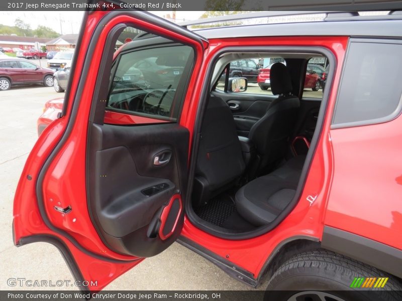 Colorado Red / Black 2017 Jeep Renegade Trailhawk 4x4