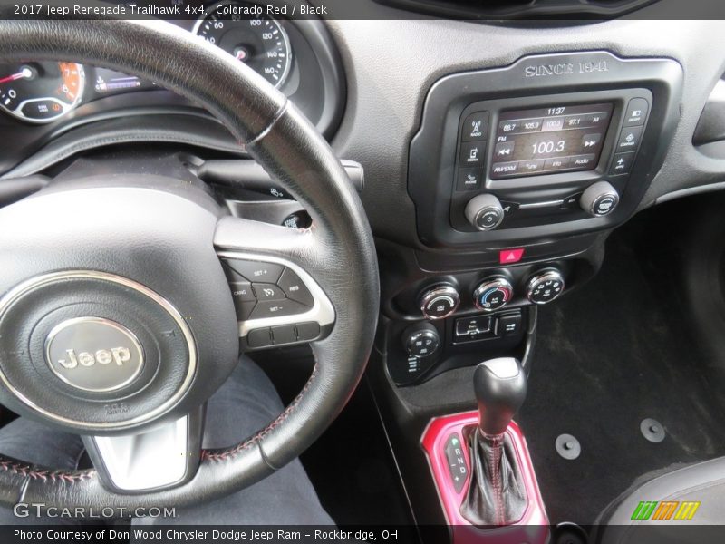 Colorado Red / Black 2017 Jeep Renegade Trailhawk 4x4