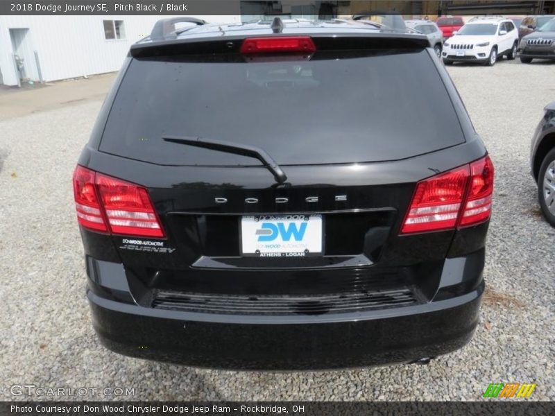 Pitch Black / Black 2018 Dodge Journey SE