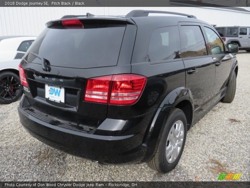 Pitch Black / Black 2018 Dodge Journey SE