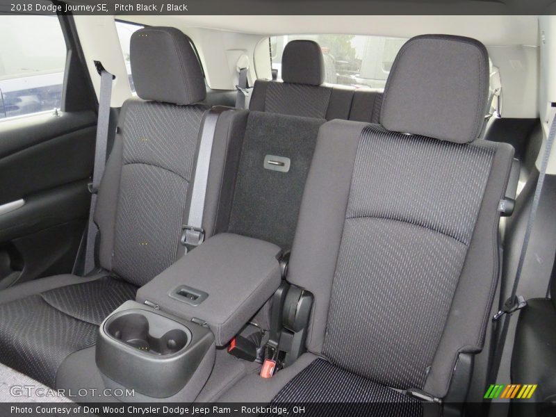 Pitch Black / Black 2018 Dodge Journey SE