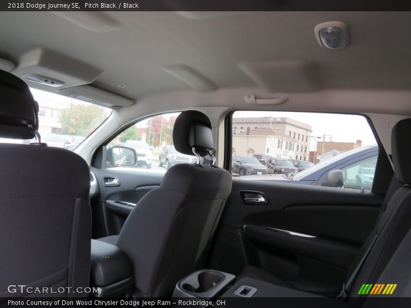 Pitch Black / Black 2018 Dodge Journey SE