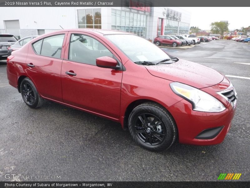 Cayenne Red Metallic / Charcoal 2019 Nissan Versa S Plus