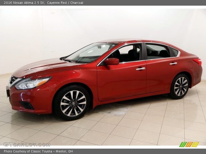 Cayenne Red / Charcoal 2016 Nissan Altima 2.5 SV