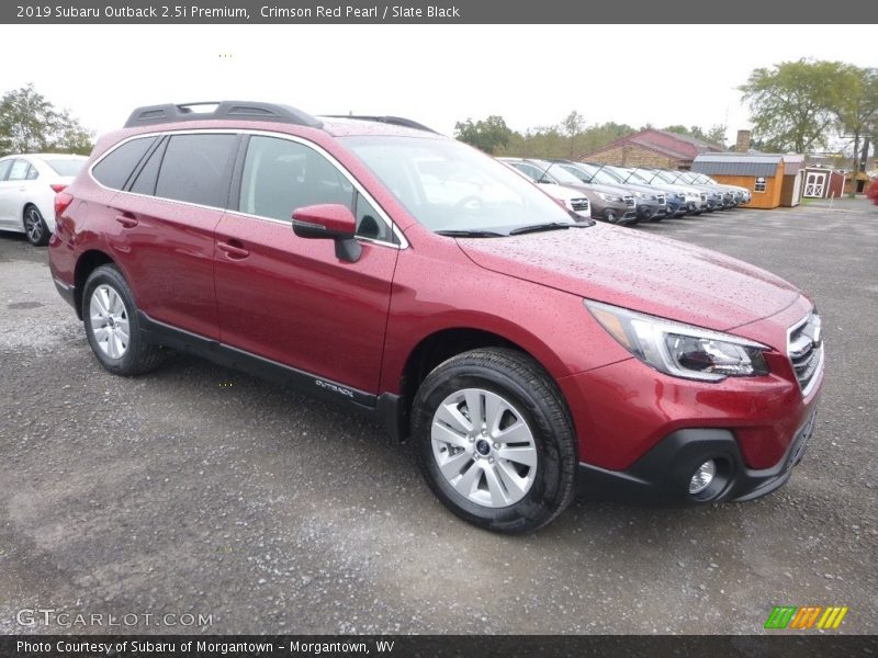 Front 3/4 View of 2019 Outback 2.5i Premium