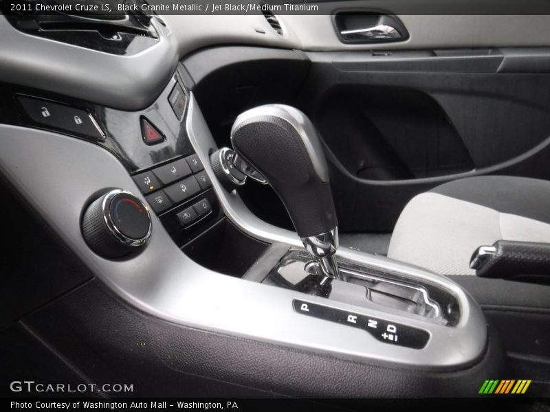 Black Granite Metallic / Jet Black/Medium Titanium 2011 Chevrolet Cruze LS