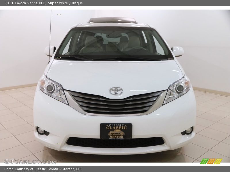 Super White / Bisque 2011 Toyota Sienna XLE