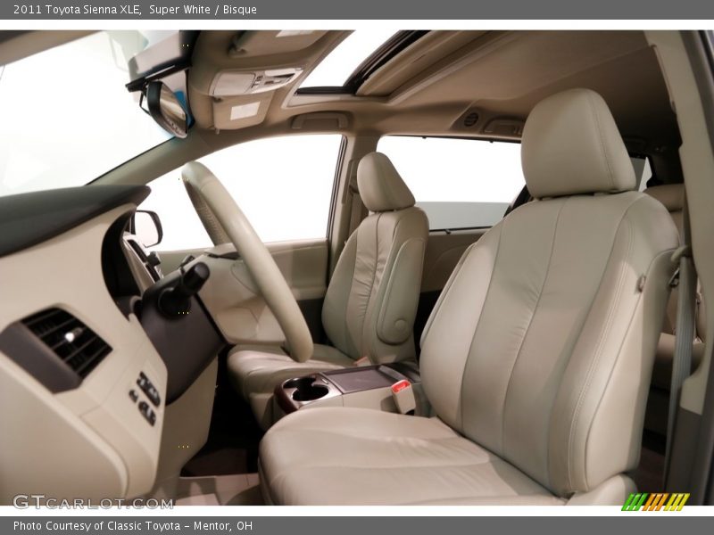 Super White / Bisque 2011 Toyota Sienna XLE
