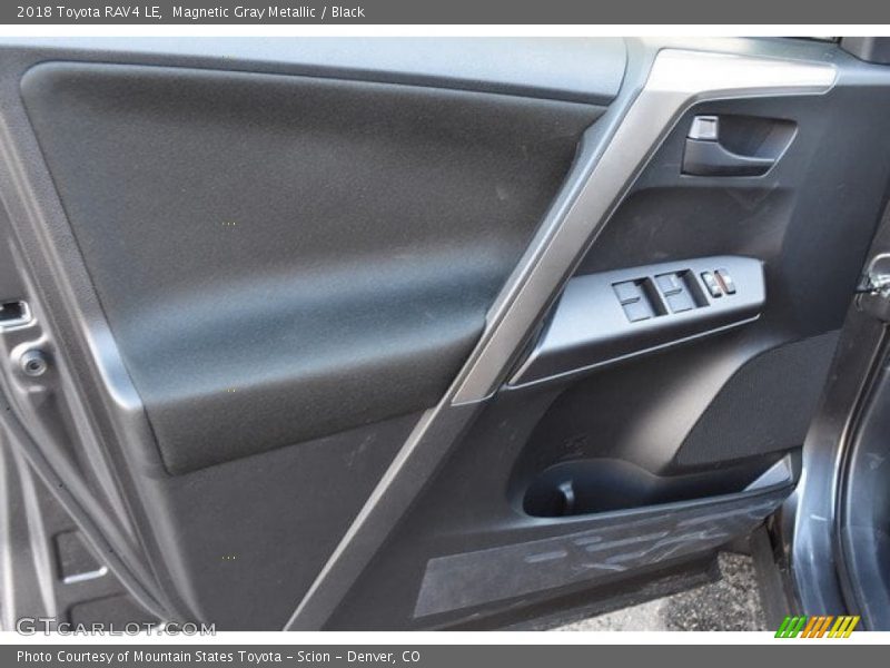 Magnetic Gray Metallic / Black 2018 Toyota RAV4 LE