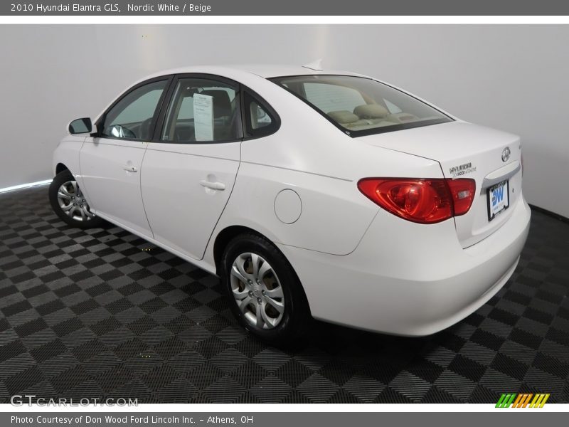 Nordic White / Beige 2010 Hyundai Elantra GLS