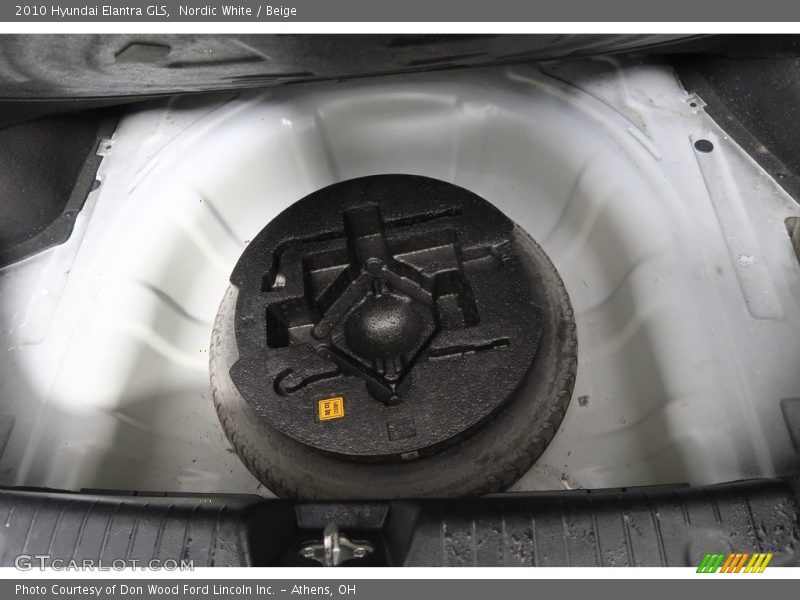 Nordic White / Beige 2010 Hyundai Elantra GLS