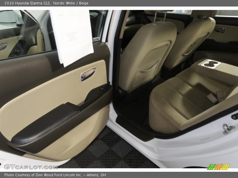 Nordic White / Beige 2010 Hyundai Elantra GLS