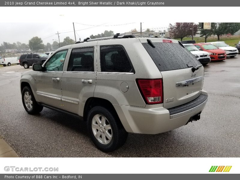 Bright Silver Metallic / Dark Khaki/Light Graystone 2010 Jeep Grand Cherokee Limited 4x4