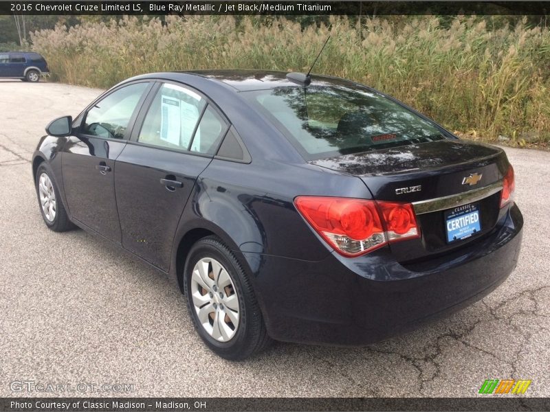 Blue Ray Metallic / Jet Black/Medium Titanium 2016 Chevrolet Cruze Limited LS