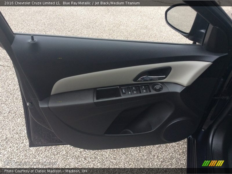 Blue Ray Metallic / Jet Black/Medium Titanium 2016 Chevrolet Cruze Limited LS