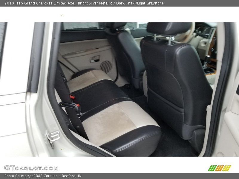 Bright Silver Metallic / Dark Khaki/Light Graystone 2010 Jeep Grand Cherokee Limited 4x4