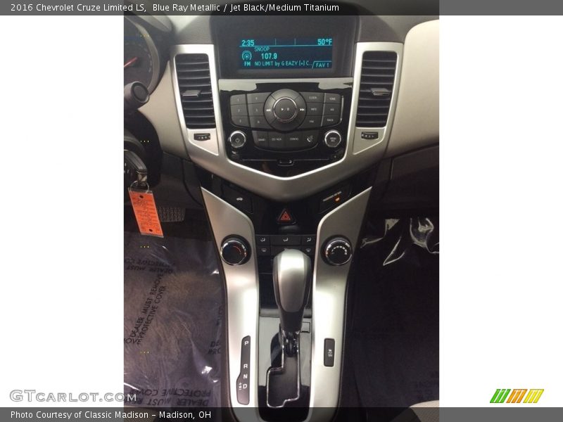 Blue Ray Metallic / Jet Black/Medium Titanium 2016 Chevrolet Cruze Limited LS