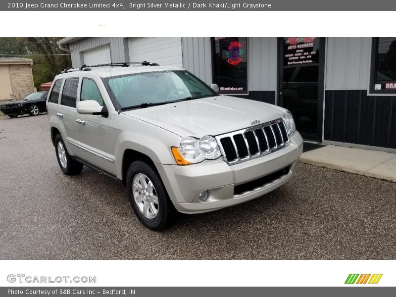 Bright Silver Metallic / Dark Khaki/Light Graystone 2010 Jeep Grand Cherokee Limited 4x4