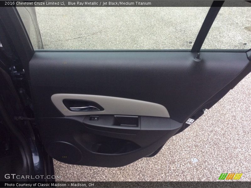 Blue Ray Metallic / Jet Black/Medium Titanium 2016 Chevrolet Cruze Limited LS