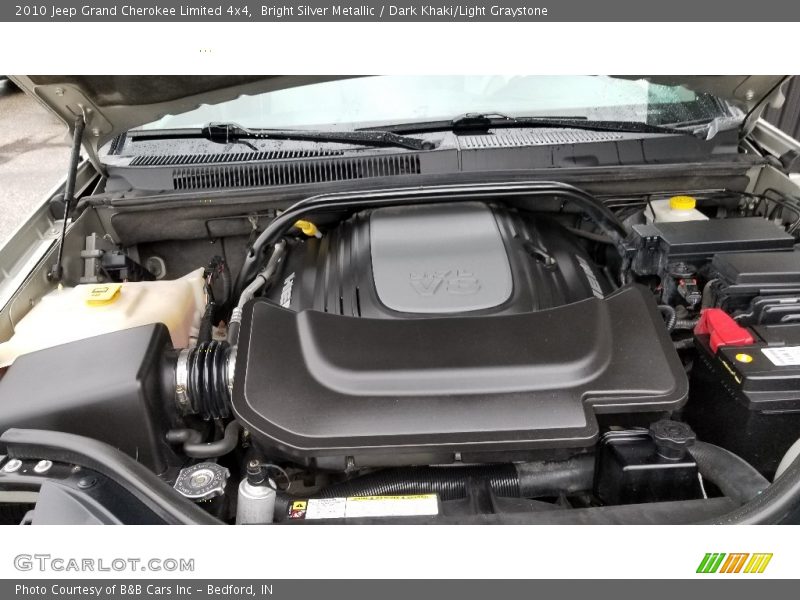 Bright Silver Metallic / Dark Khaki/Light Graystone 2010 Jeep Grand Cherokee Limited 4x4