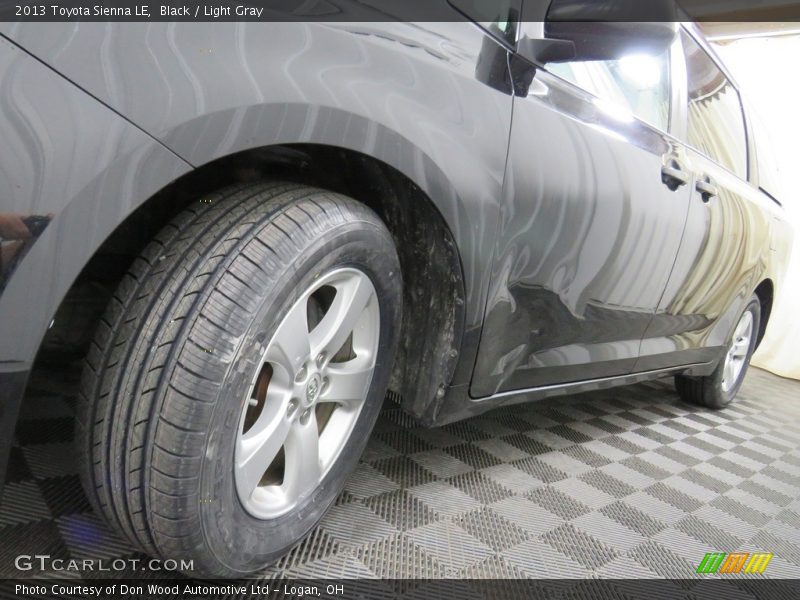Black / Light Gray 2013 Toyota Sienna LE