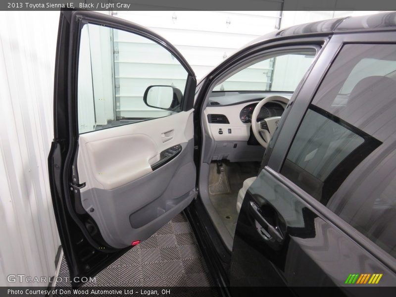 Black / Light Gray 2013 Toyota Sienna LE