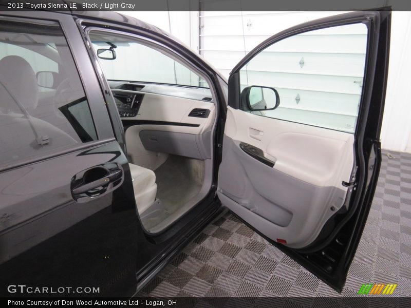 Black / Light Gray 2013 Toyota Sienna LE