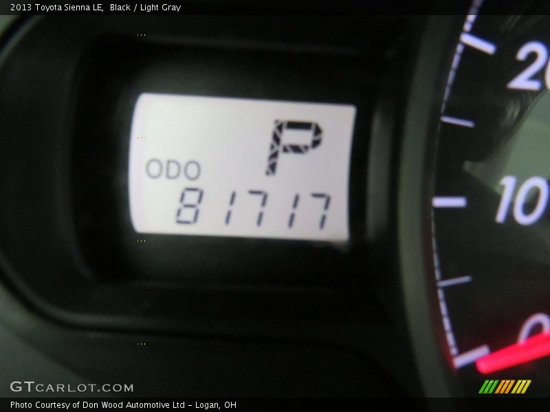 Black / Light Gray 2013 Toyota Sienna LE
