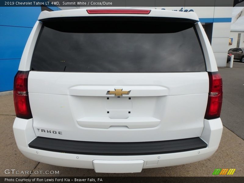 Summit White / Cocoa/Dune 2019 Chevrolet Tahoe LT 4WD