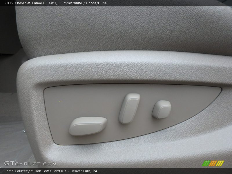 Summit White / Cocoa/Dune 2019 Chevrolet Tahoe LT 4WD