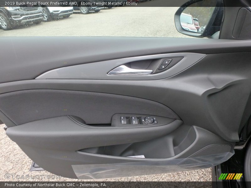 Door Panel of 2019 Regal TourX Preferred AWD