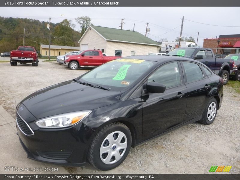 Tuxedo Black Metallic / Charcoal Black 2015 Ford Focus S Sedan