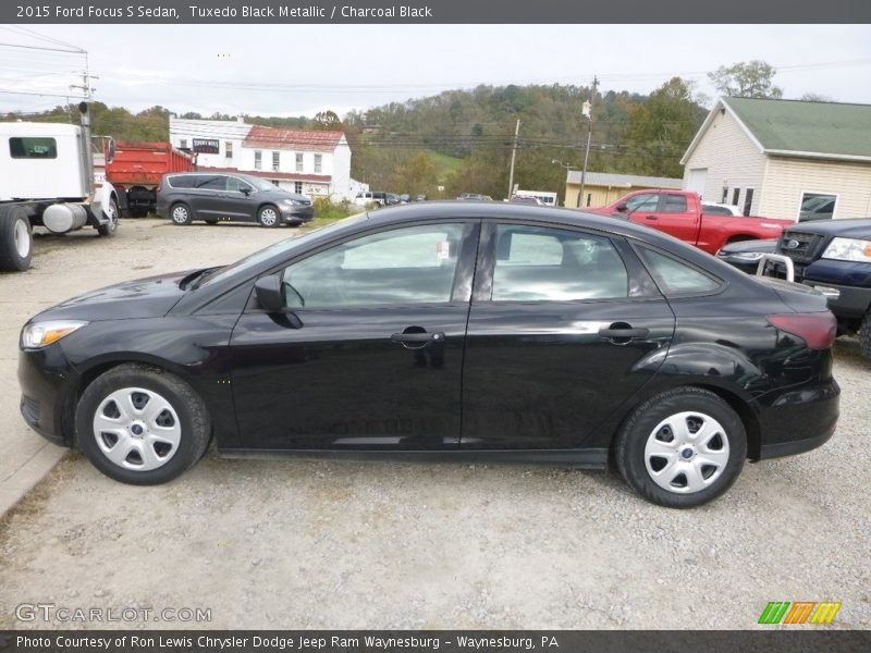 Tuxedo Black Metallic / Charcoal Black 2015 Ford Focus S Sedan