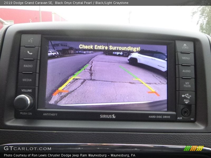 Black Onyx Crystal Pearl / Black/Light Graystone 2019 Dodge Grand Caravan SE
