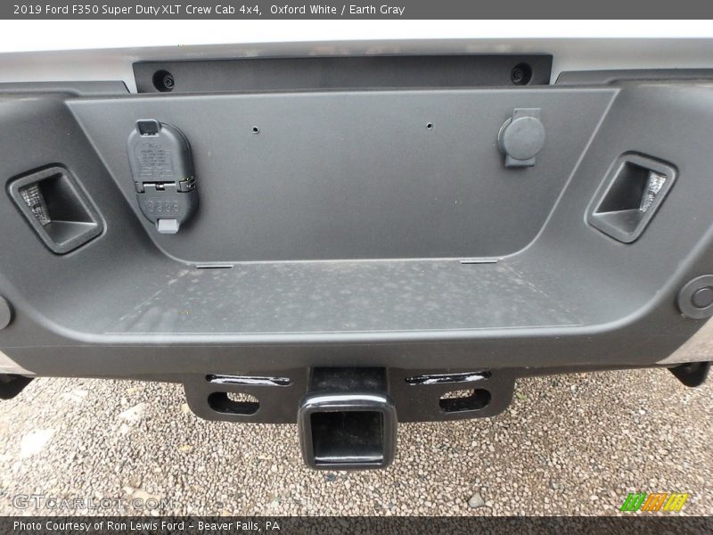 Oxford White / Earth Gray 2019 Ford F350 Super Duty XLT Crew Cab 4x4