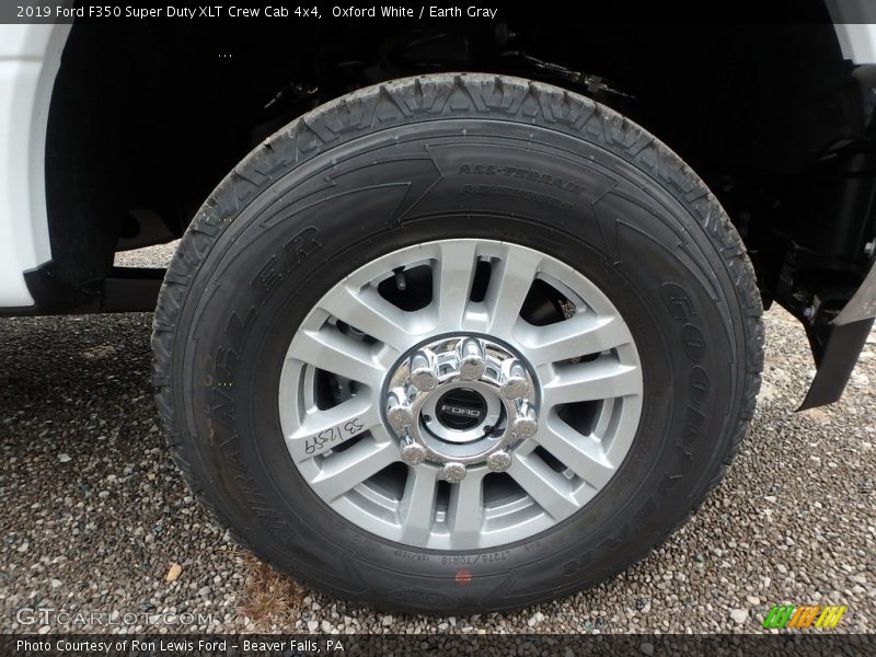  2019 F350 Super Duty XLT Crew Cab 4x4 Wheel