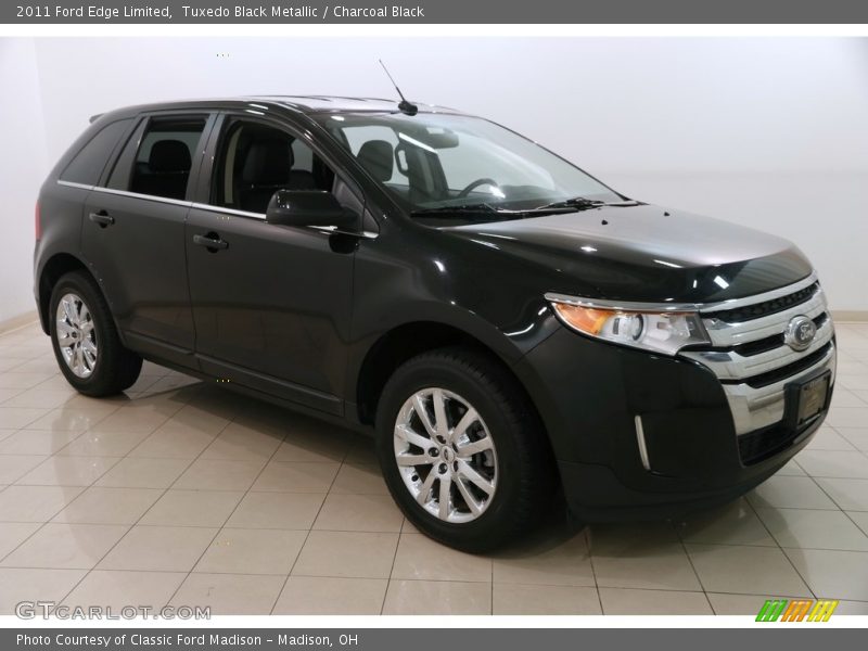 Tuxedo Black Metallic / Charcoal Black 2011 Ford Edge Limited